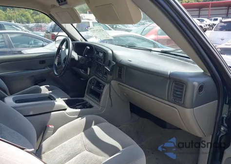 2005 Chevrolet Suburban 1500 Ls из США, поврежденный, VIN 3GNFK16Z05G160857